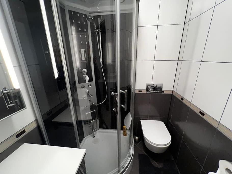 Porec, Tolle 3 Zi-Whg, Sehr Zentral, Top Zustand! Mit Internet Und W-Lan! Esterno foto
