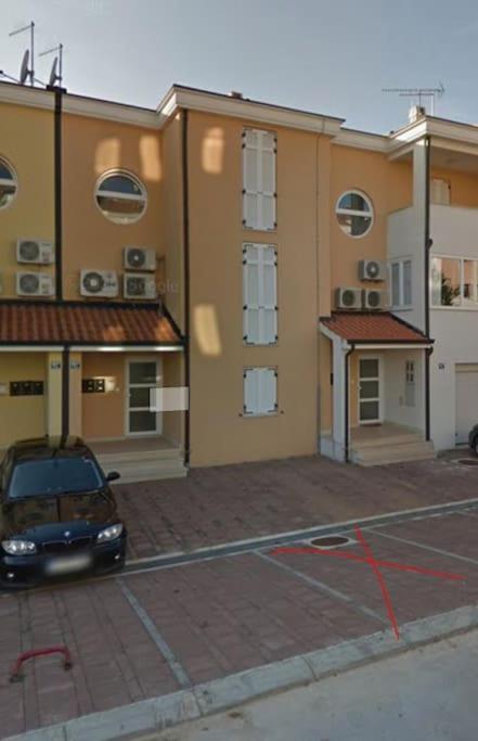 Porec, Tolle 3 Zi-Whg, Sehr Zentral, Top Zustand! Mit Internet Und W-Lan! Esterno foto